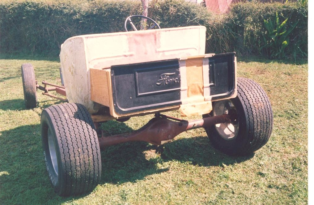 T-Bucket fiberglass body