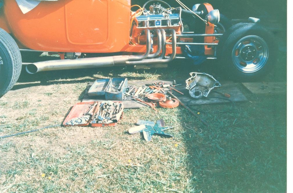 T-Bucket engine repair